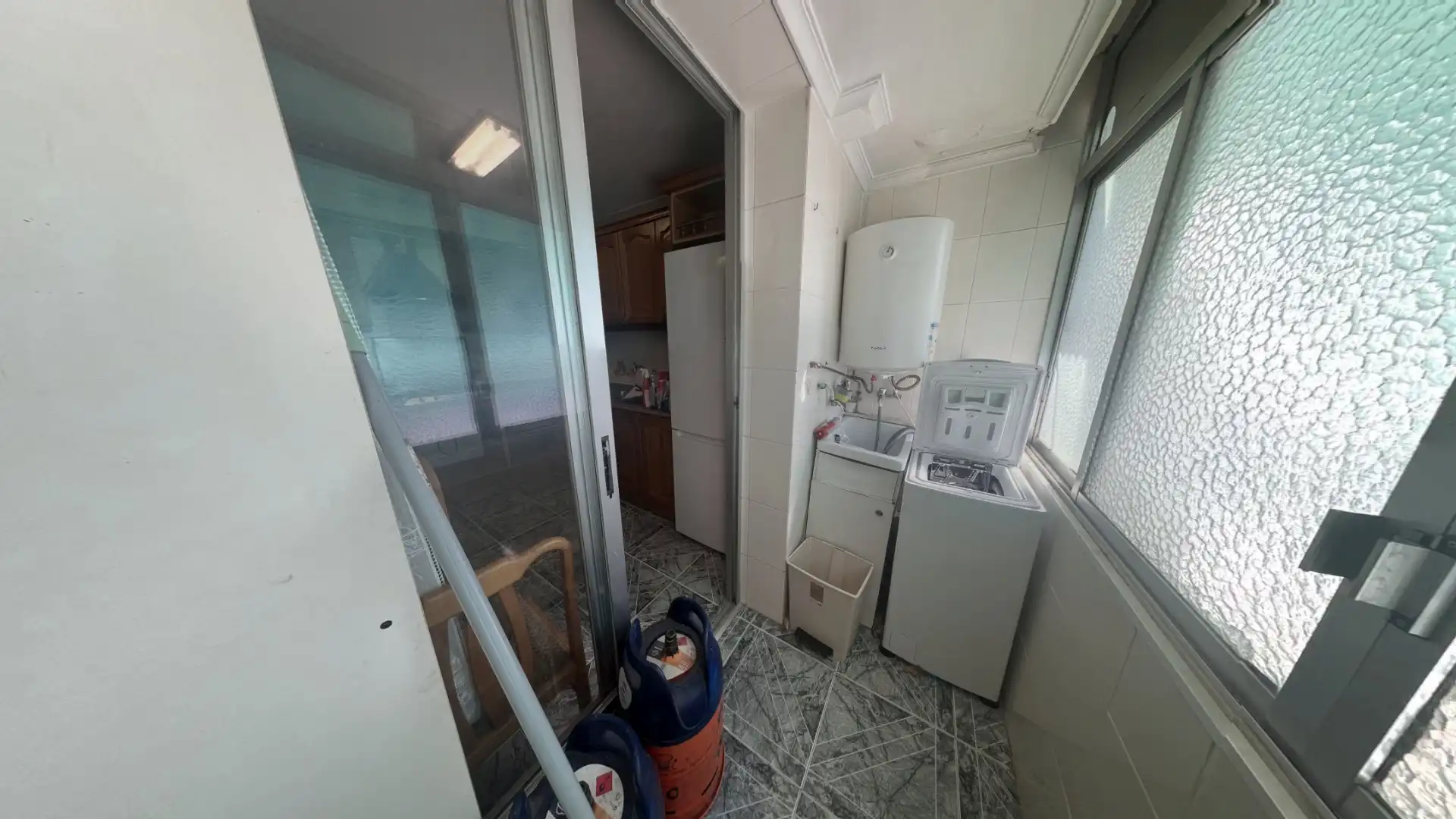 Küche von Wohnung zum Verkauf in Alicante / Alacant mit Klimaanlage, Heizung und Möbliert