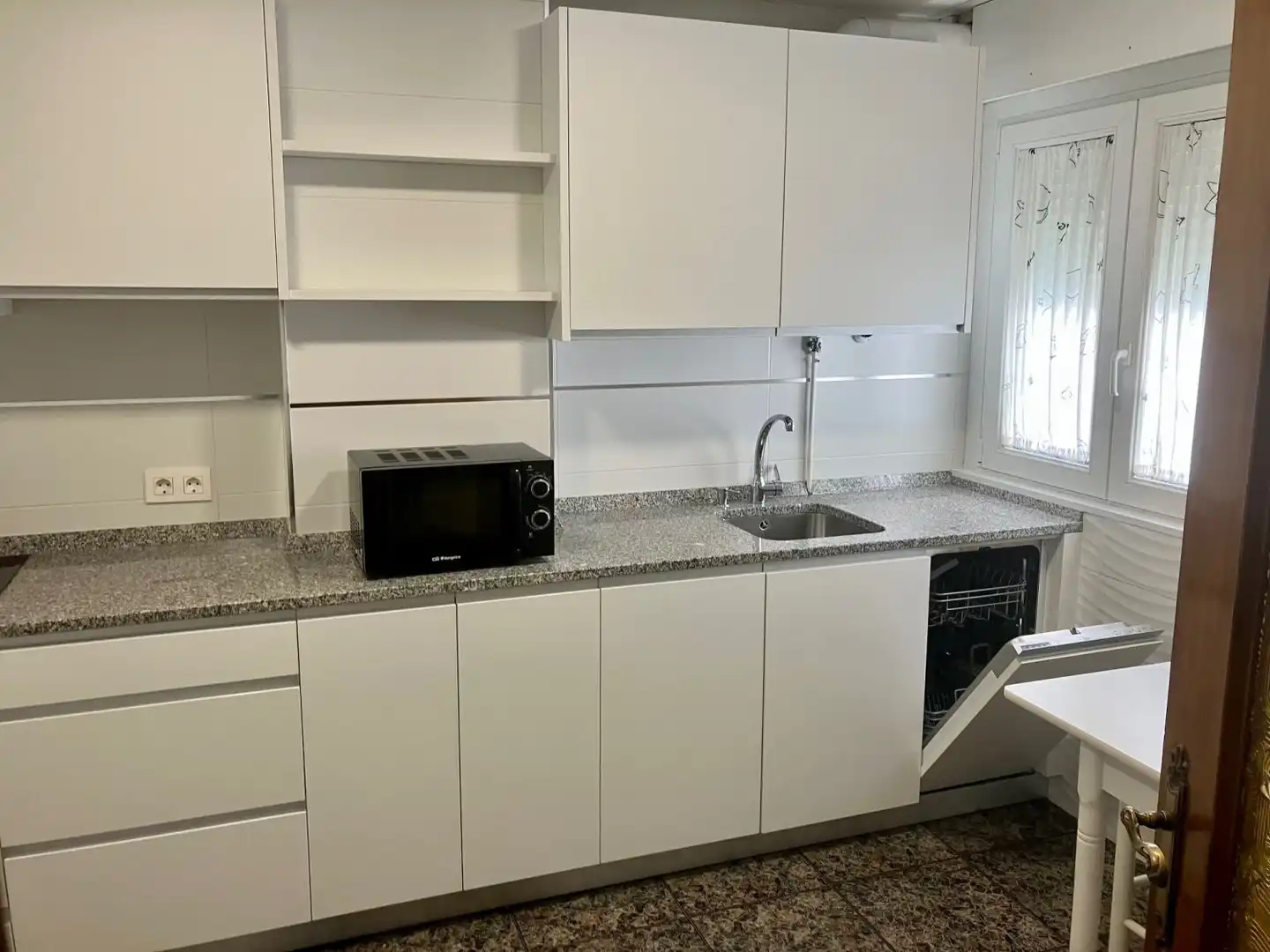 Kitchen of Flat for sale in Palencia  with Heating, Terrace and Storage room