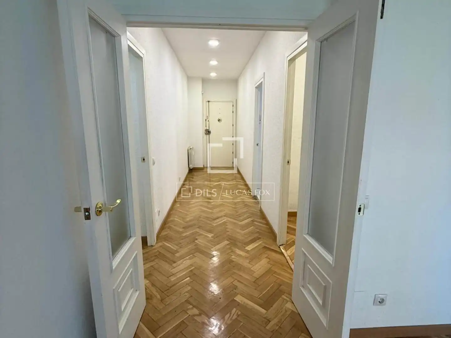 Flat for rent in Madrid  with Air Conditioner, Heating and Private garden