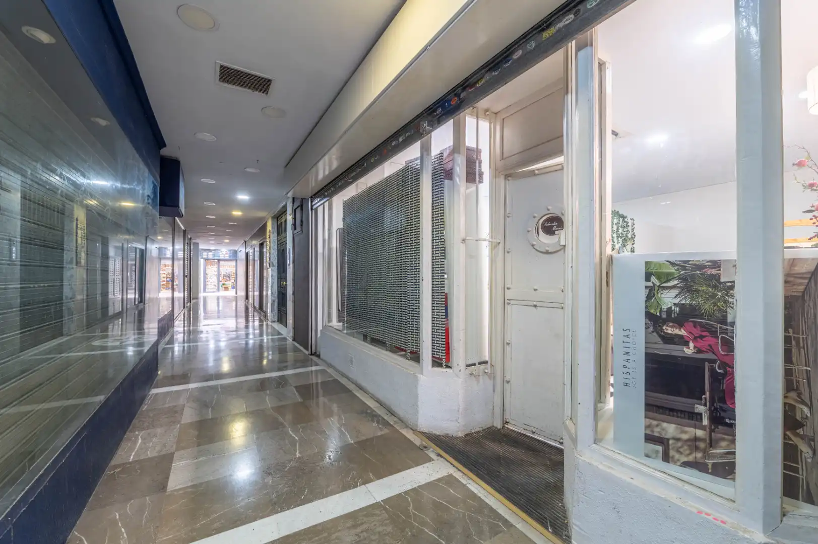 Local comercial en venta en Calle Mesones 33, imagen 3