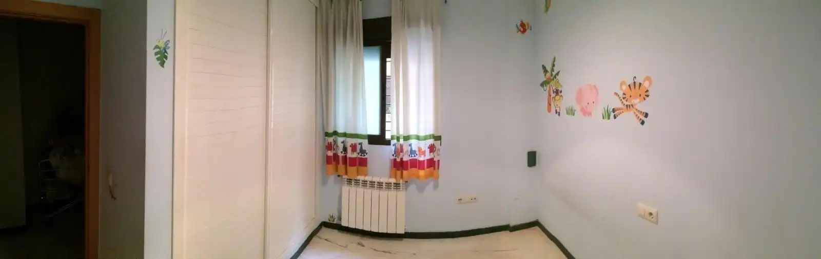 Habitación de Apartamento en venta en Badajoz con Aire acondicionado, Jardín privado y Amueblado