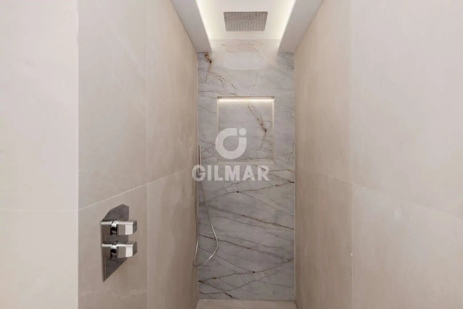 Apartament amb terrassa en venda a Selwo, imagen 51