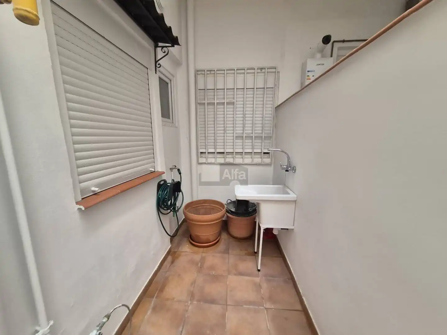 Habitación en Carrer de la Pobla de Farnals, 5, Albors