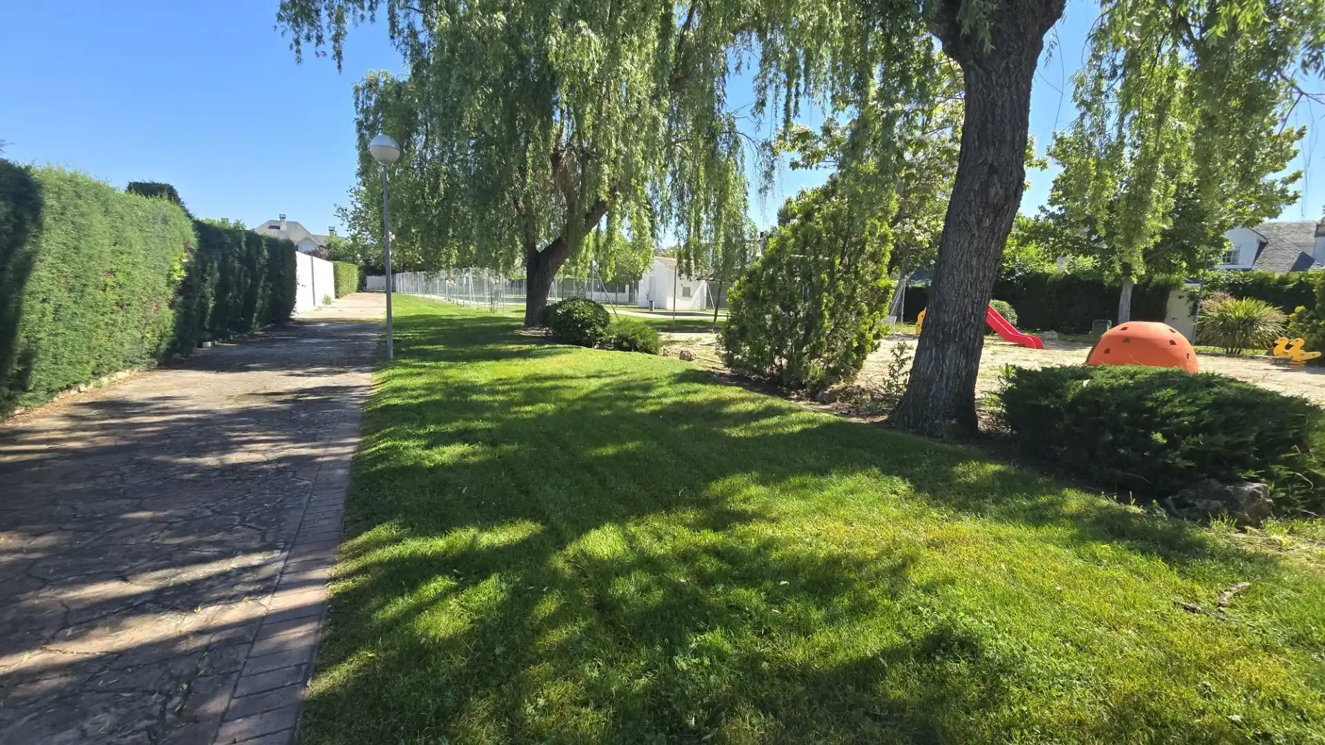 Vista exterior de Casa o chalet en venta en Illescas con Aire acondicionado, Calefacción y Jardín privado