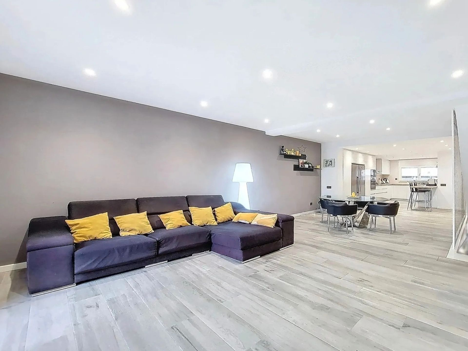 Living room of Single-family semi-detached for sale in Sant Sadurní d'Anoia  with Heating, Private garden and Parquet flooring