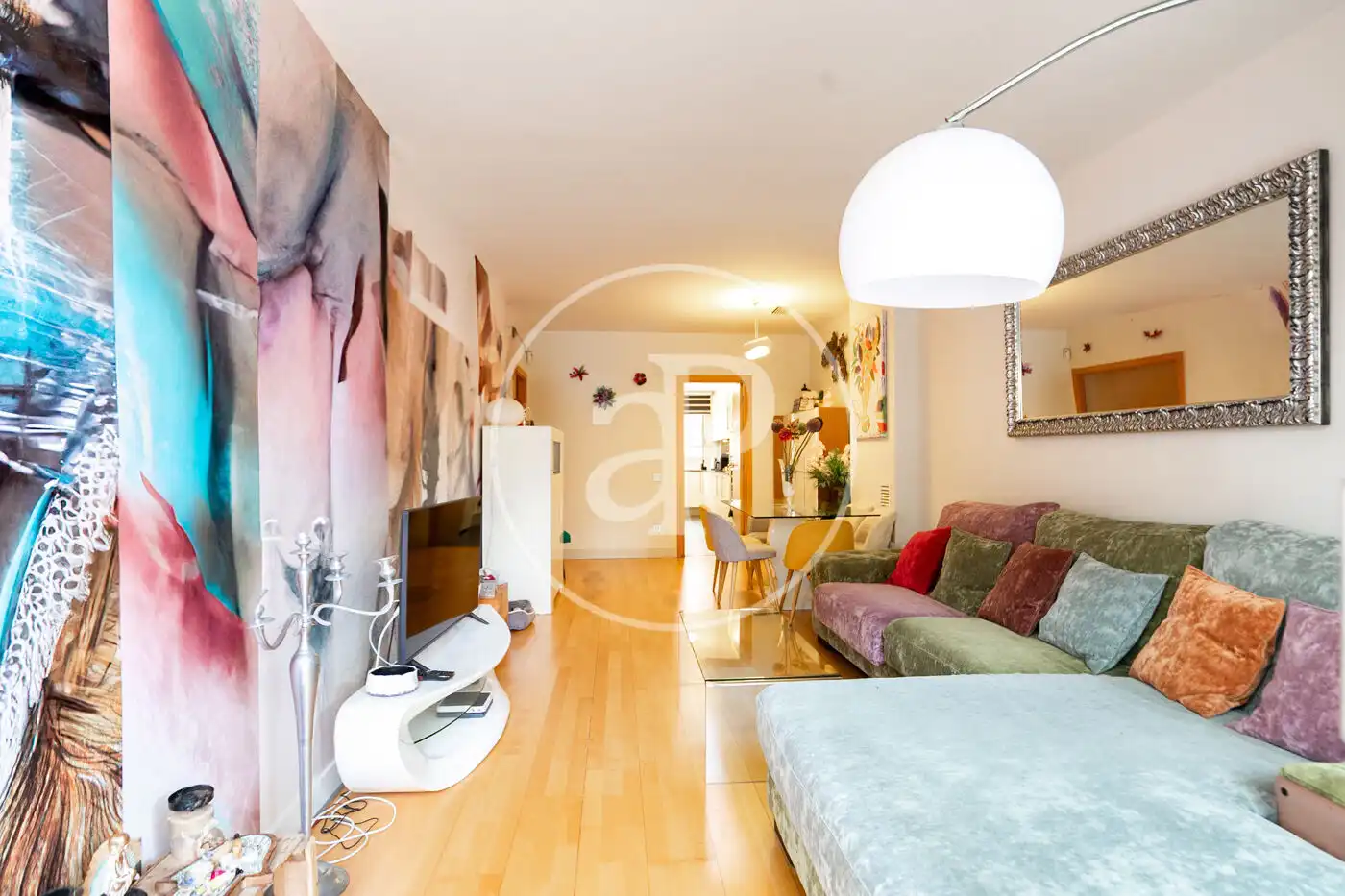 Wohnzimmer von Wohnung zum Verkauf in Barcelona mit Klimaanlage, Heizung und Privatgarten