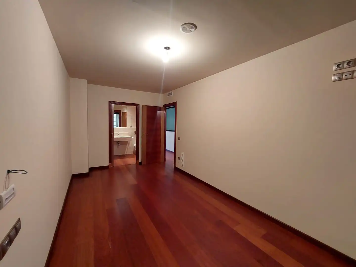 Dúplex de alquiler en Calle Estany, Nou Eixample Sud