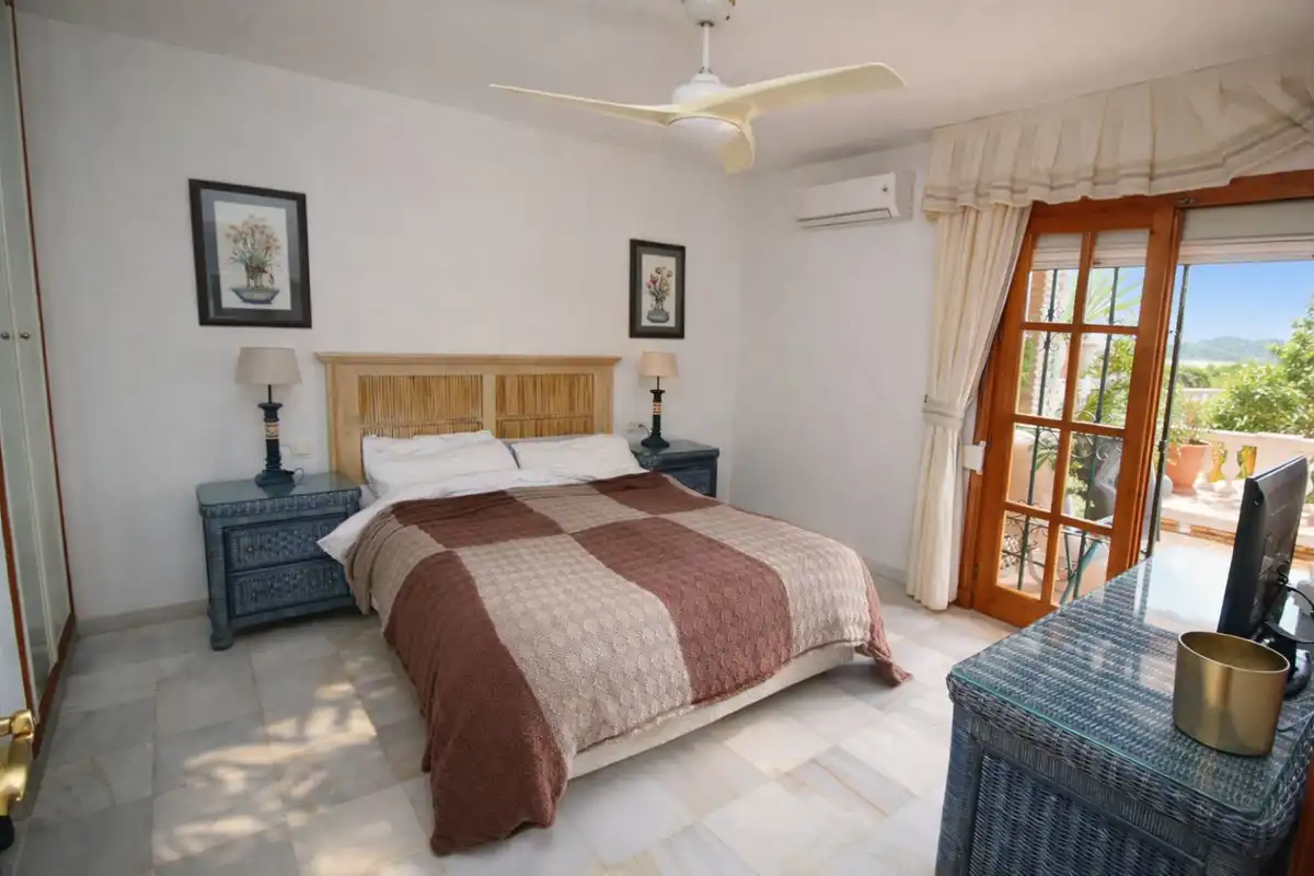 Habitación de Casa adosada en venta en Mijas con Calefacción, Terraza y Piscina