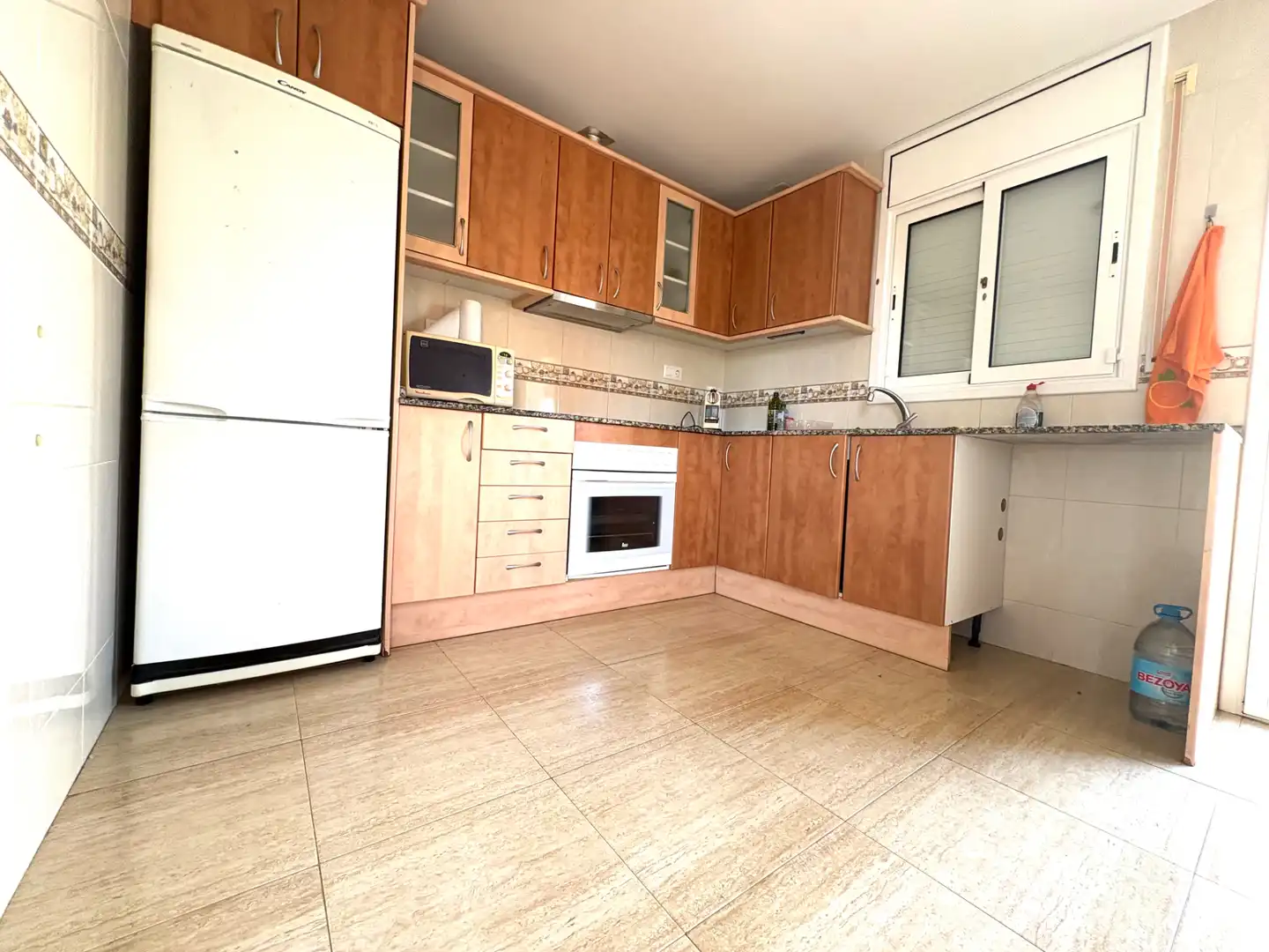 Cocina de Casa adosada en venta en La Pobla de Montornès   con Calefacción, Jardín privado y Terraza