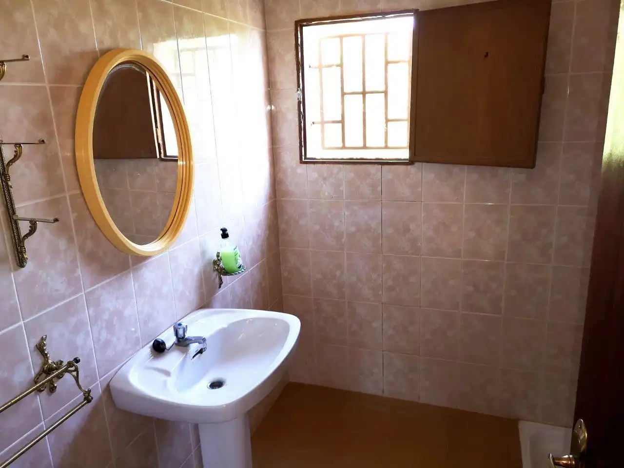 Casa rústica amb piscina en venda a Tavernes de la Valldigna, imagen 2