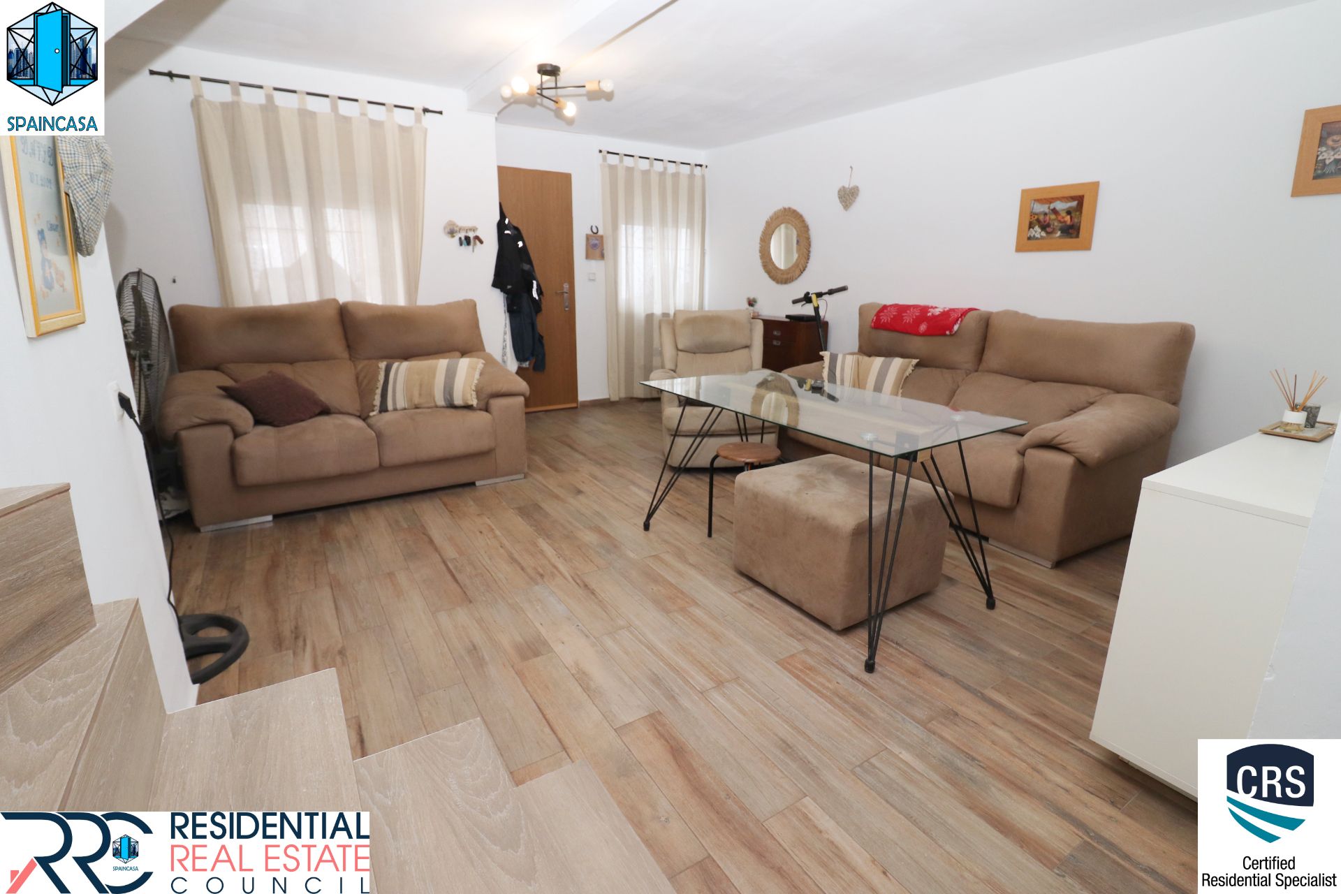 Sala d'estar de Casa adosada en venda en Aljaraque amb Aire condicionat