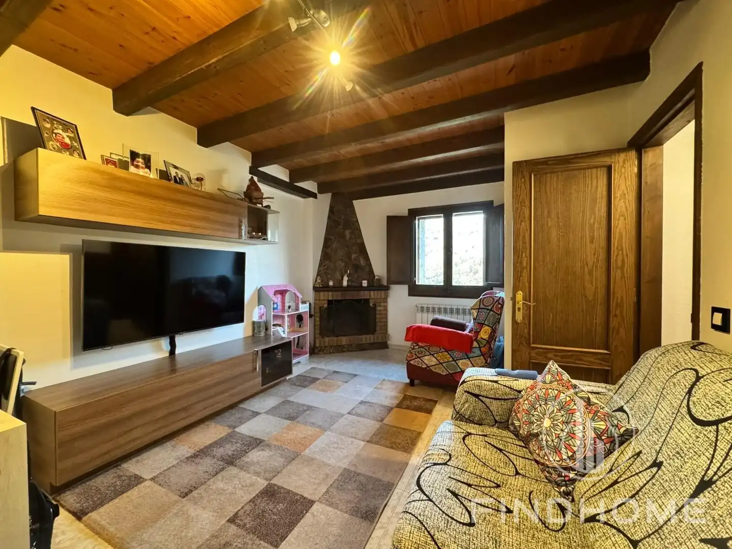 Sala de estar de Casa o chalet en venta en Castellfollit de la Roca con Calefacción y Terraza