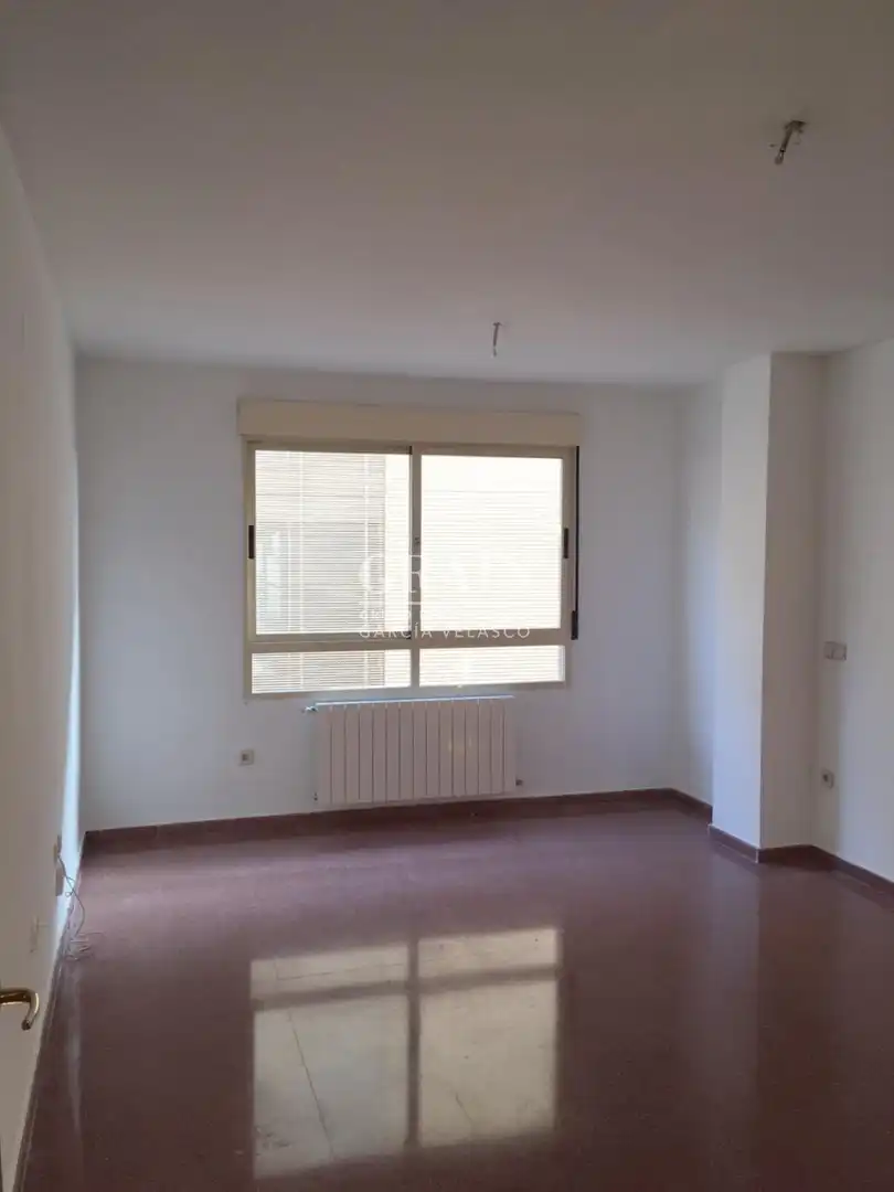 Habitación de Piso en venta en Albacete con Calefacción