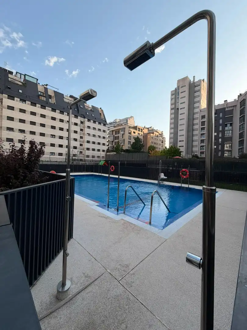 Swimming pool of Flat for rent in Madrid  with Heating, Terrace and Storage room