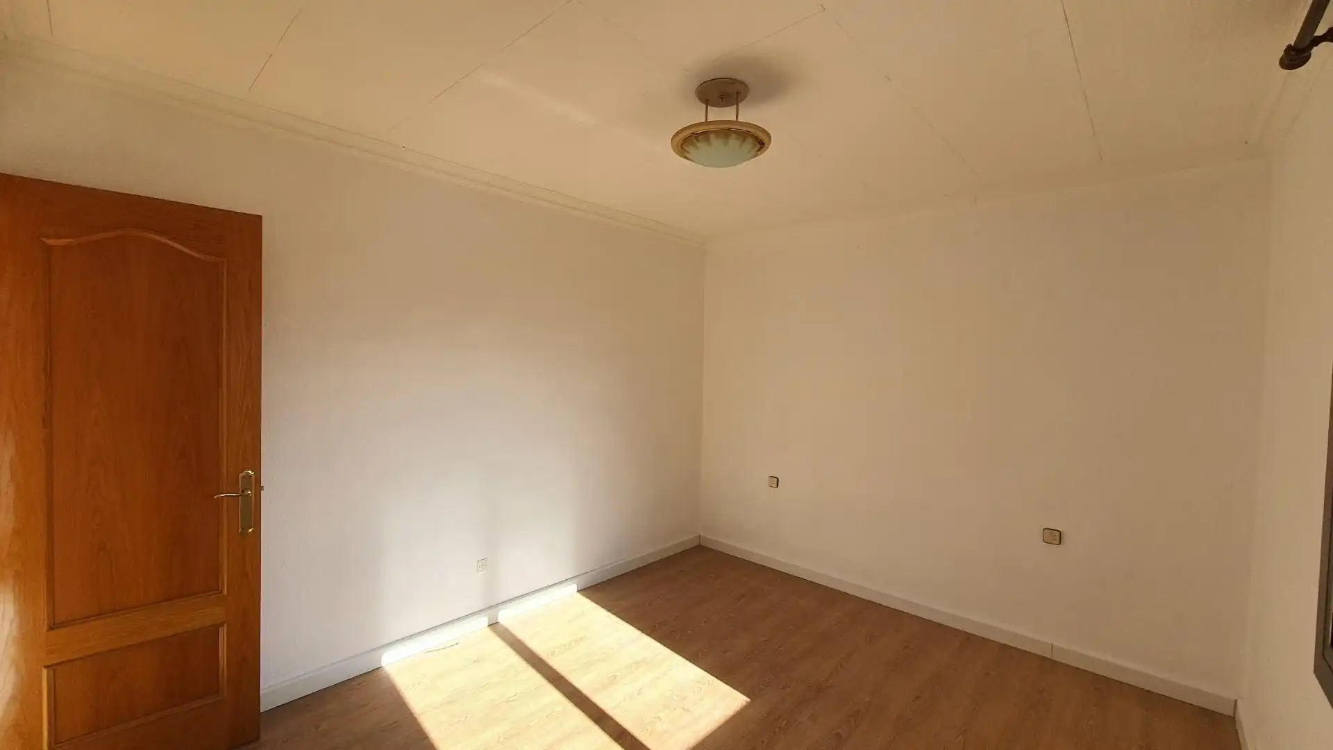 Flat for sale in Canet de Mar  with Air Conditioner, Parquet flooring and Balcony