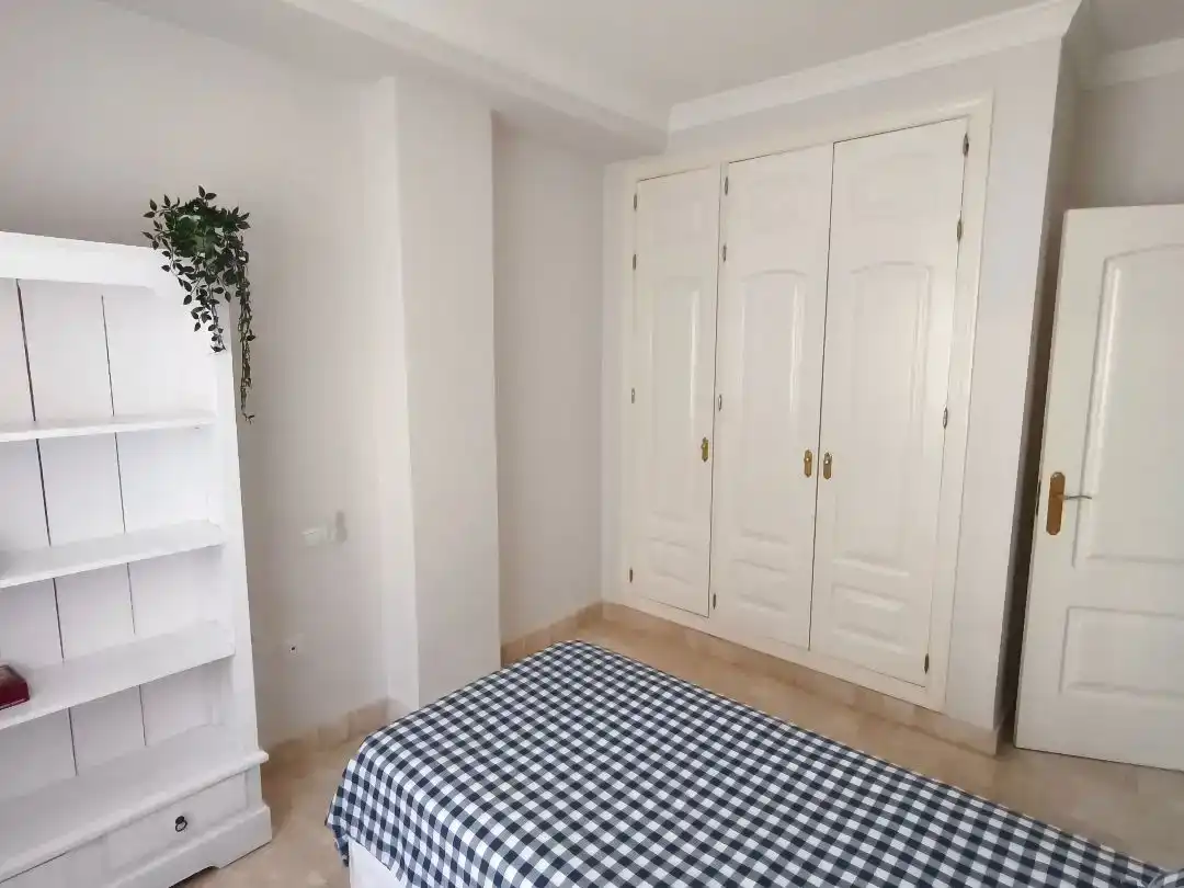 Bedroom of Flat for rent in Elviria - Cabopino
