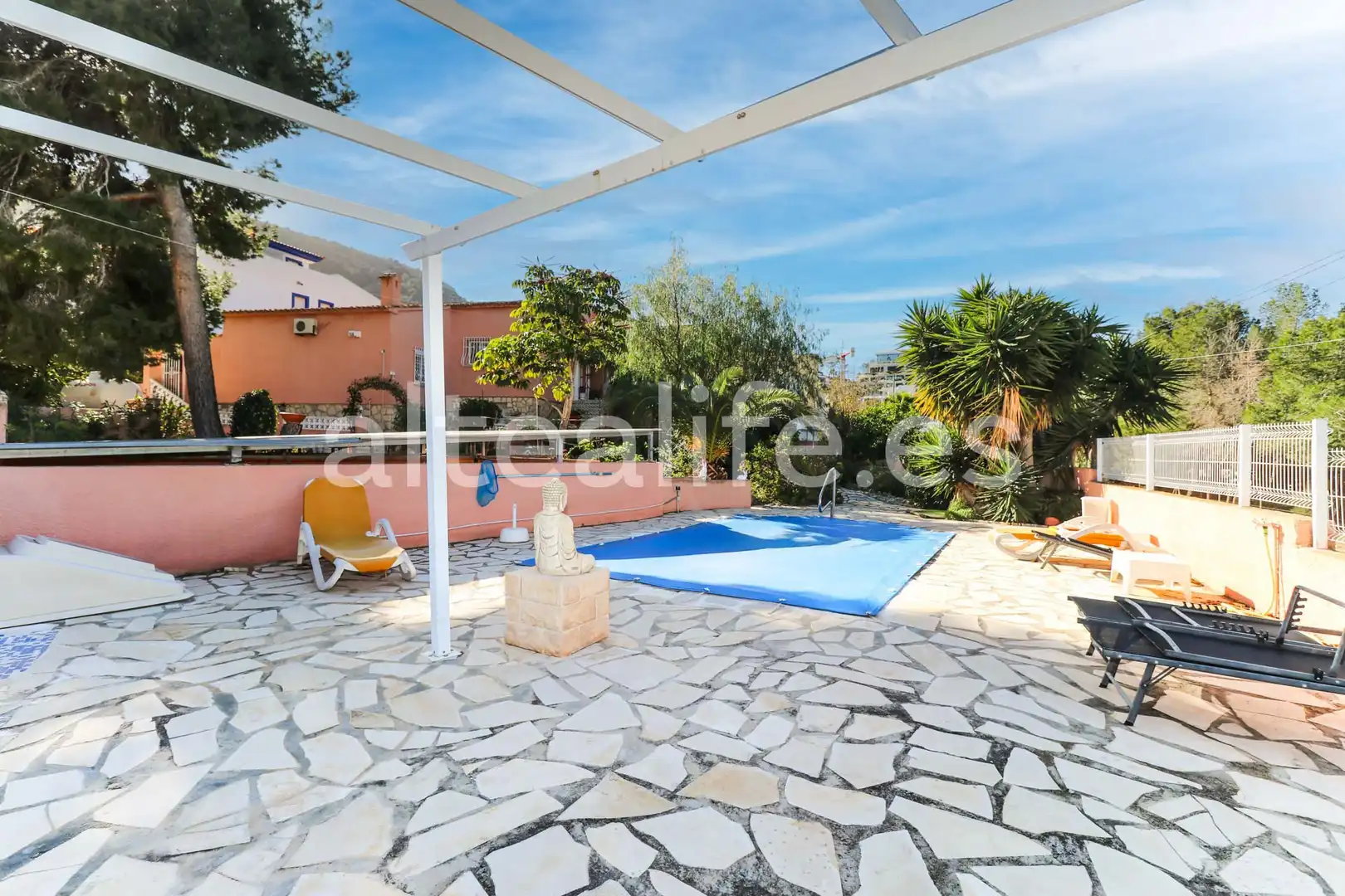 Exterior view of Houses for sale in L'Alfàs del Pi  with Air Conditioner, Heating and Private garden