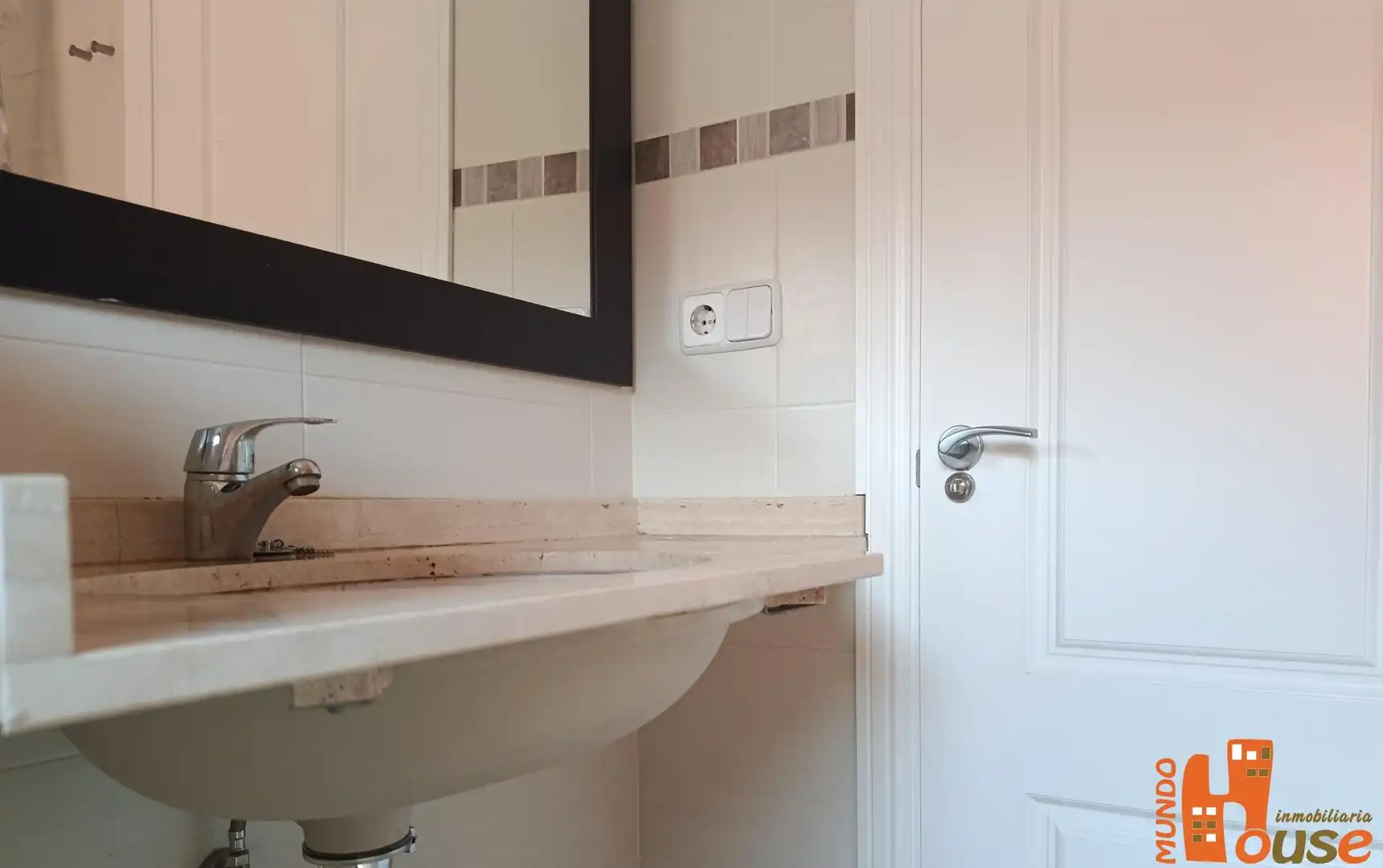Baño de Casa adosada en venta en Real Sitio de San Ildefonso con Calefacción y Amueblado