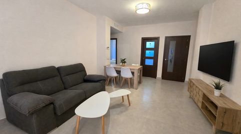 Foto 2 de Piso de alquiler en Sanlúcar la Mayor, Sevilla