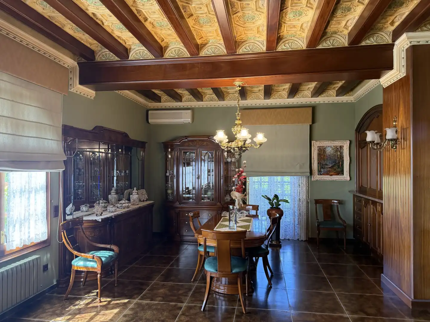 Menjador de Finca rústica en venda en Banyoles amb Calefacció, Terrassa i Traster