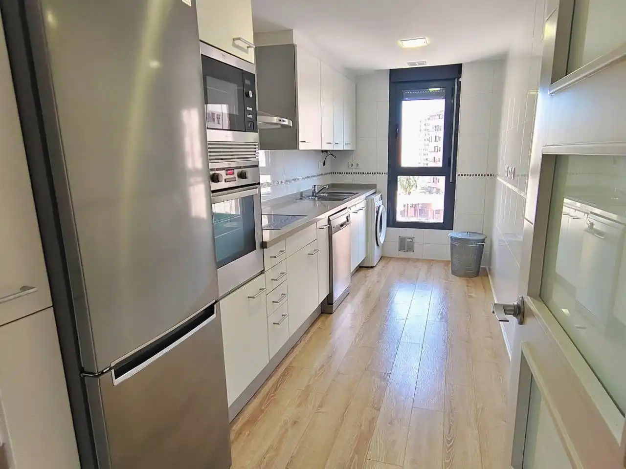 Cocina de Piso de alquiler en Valencia con Aire acondicionado, Calefacción y Balcón