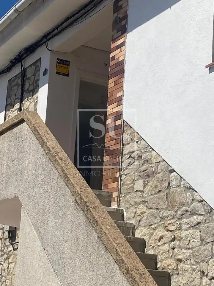 Außenansicht von Wohnung zur Miete in Baiona mit Klimaanlage, Heizung und Möbliert