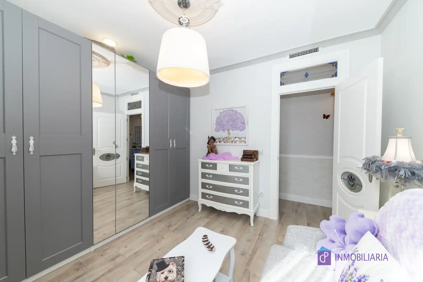 Habitación de Piso en venta en Zaragoza con Aire acondicionado, Calefacción y Horno