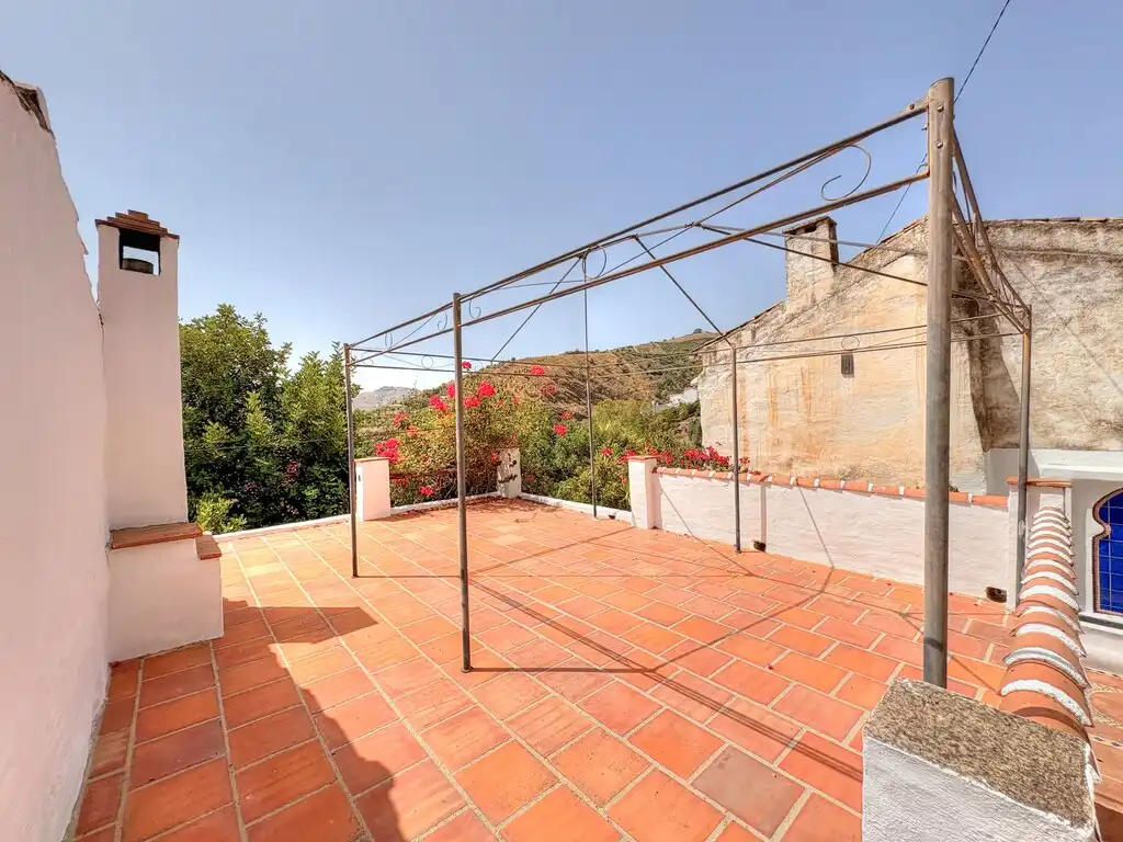 Terraza de Finca rústica en venta en Benamargosa con Jardín privado y Amueblado