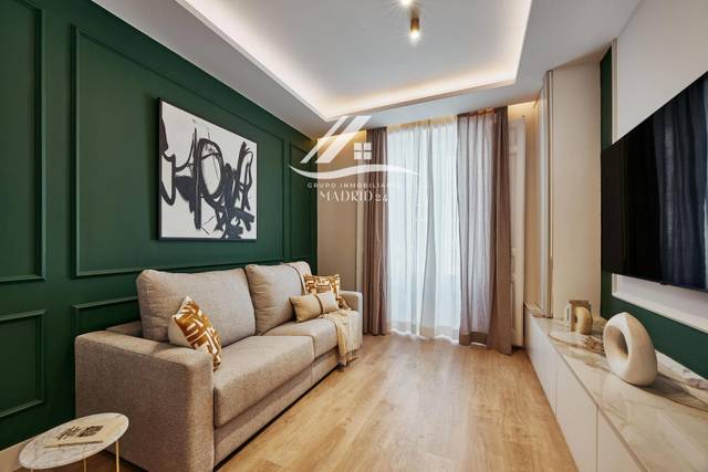 Piso en Venta en Ruiz en Universidad - Malasaña