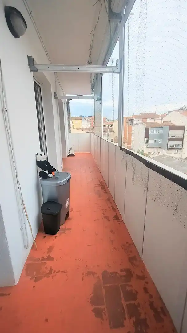 Terrasse von Dachboden zum Verkauf in Girona mit Heizung und Möbliert