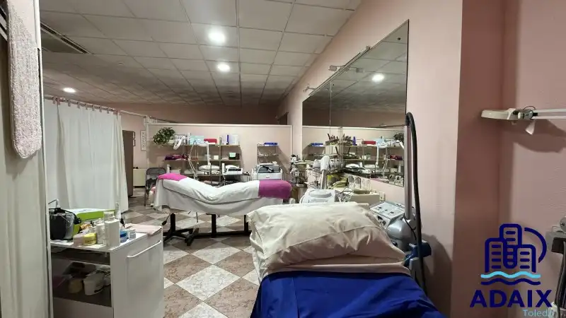 Local en venta en Toledo con Aire acondicionado