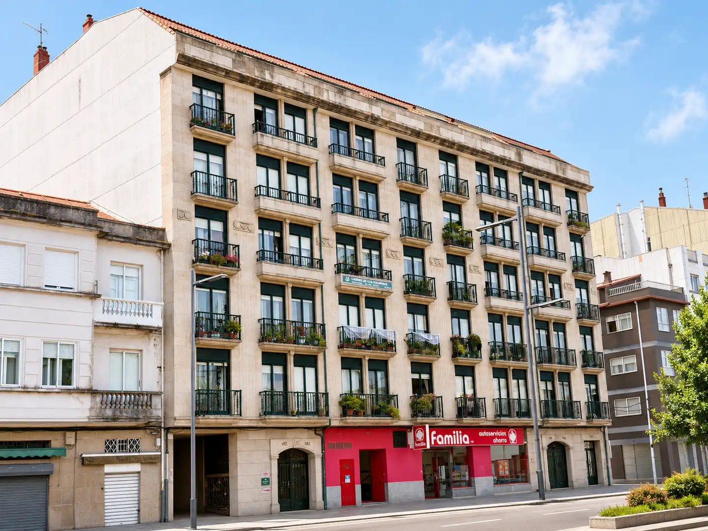 Vista exterior de Piso en venta en Marín con Calefacción y Trastero