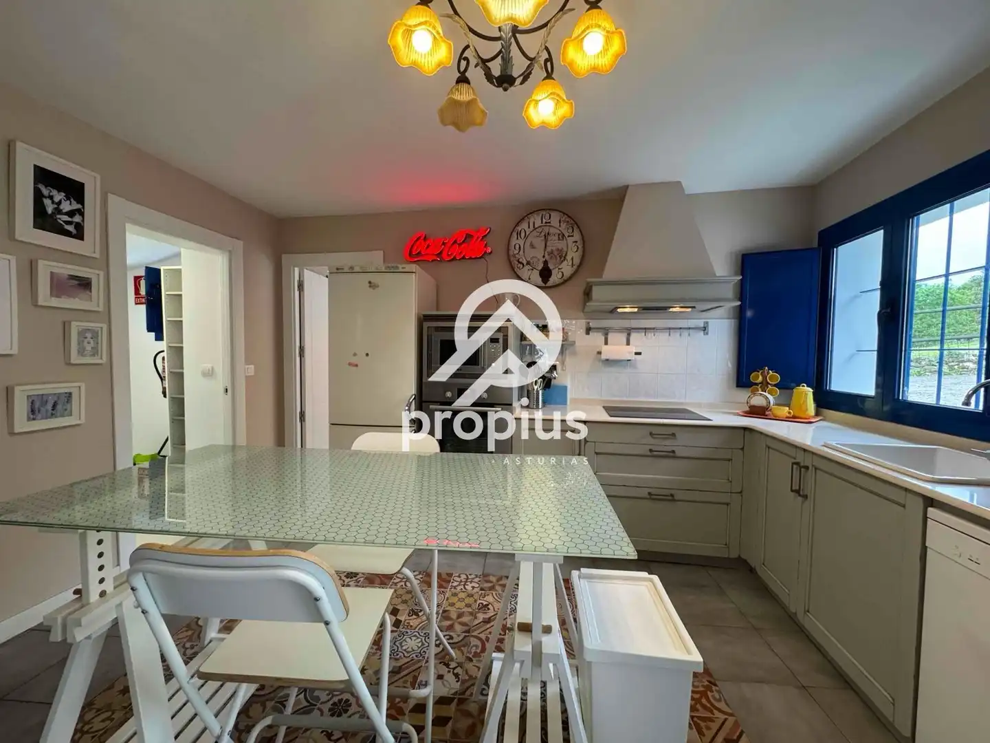 Cocina de Casa o chalet en venta en Ribadesella con Calefacción, Jardín privado y Terraza