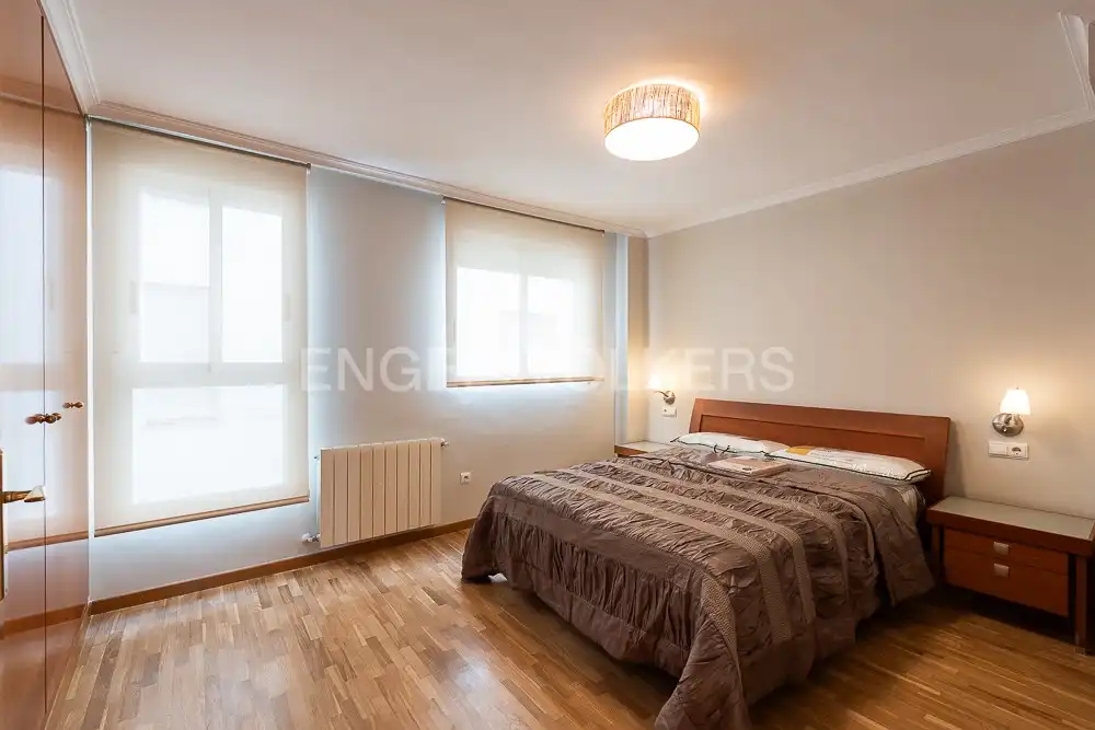 Bedroom of Flat for rent in Valencia  with Air Conditioner, Heating and Parquet flooring