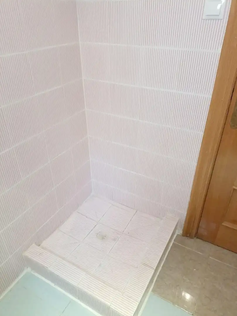 Baño de Local en venta en Xirivella con Aire acondicionado