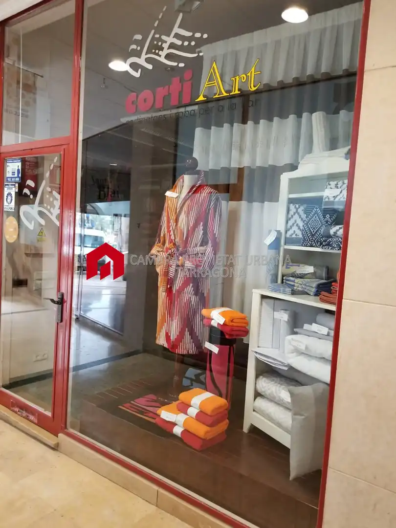 Local comercial en venda a Centre, imagen 11