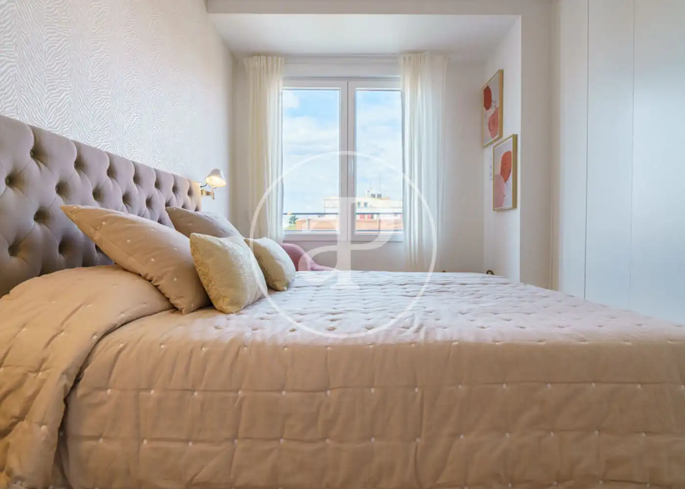Bedroom of Flat for rent in Madrid  with Air Conditioner, Heating and Furnished