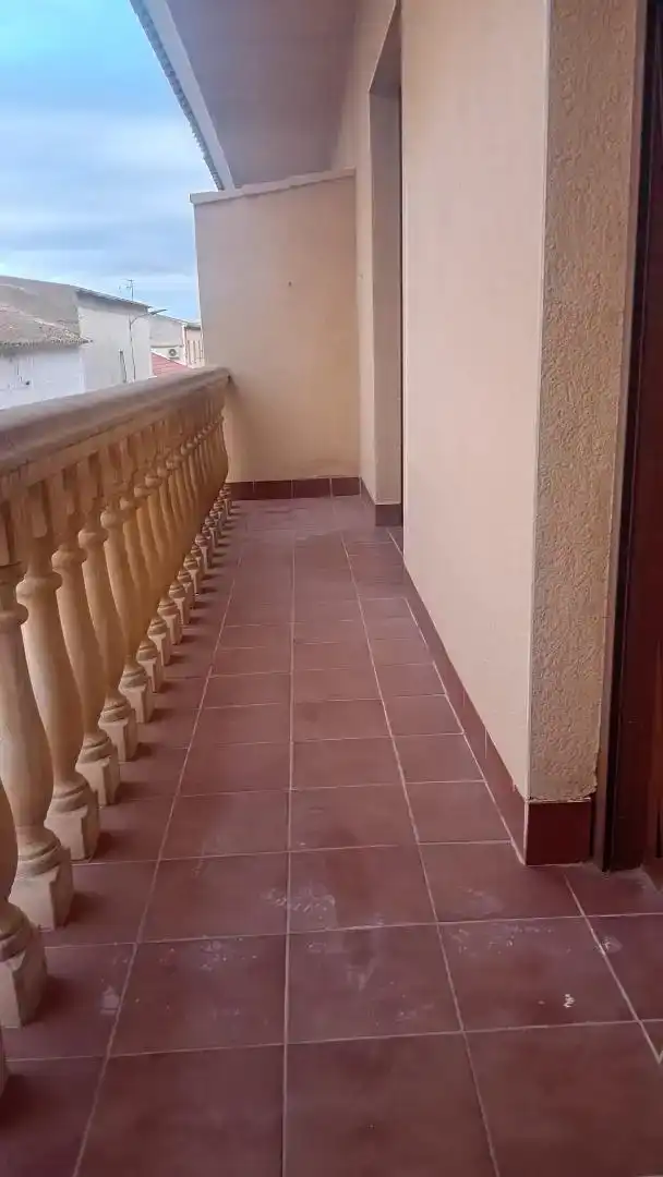 Terrassa de Casa adosada en venda en Las Mesas   amb Jardí privat, Moblat i Balcó