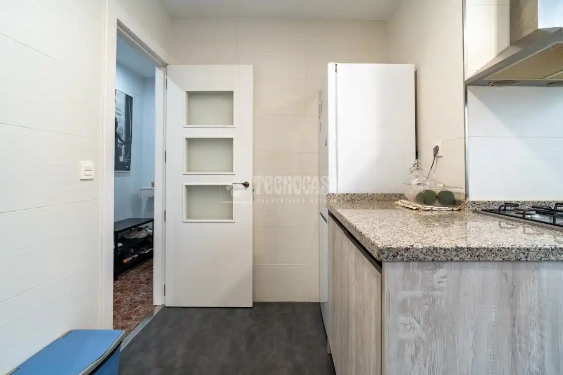 Cocina de Piso en venta en Granada