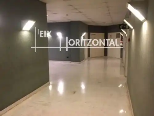 Office for rent in Sabadell  with Air Conditioner, Heating and Internet