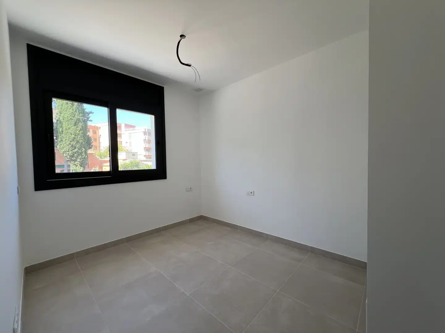 Schlafzimmer von Einfamilien-Reihenhaus zum Verkauf in Altafulla mit Klimaanlage, Heizung und Terrasse