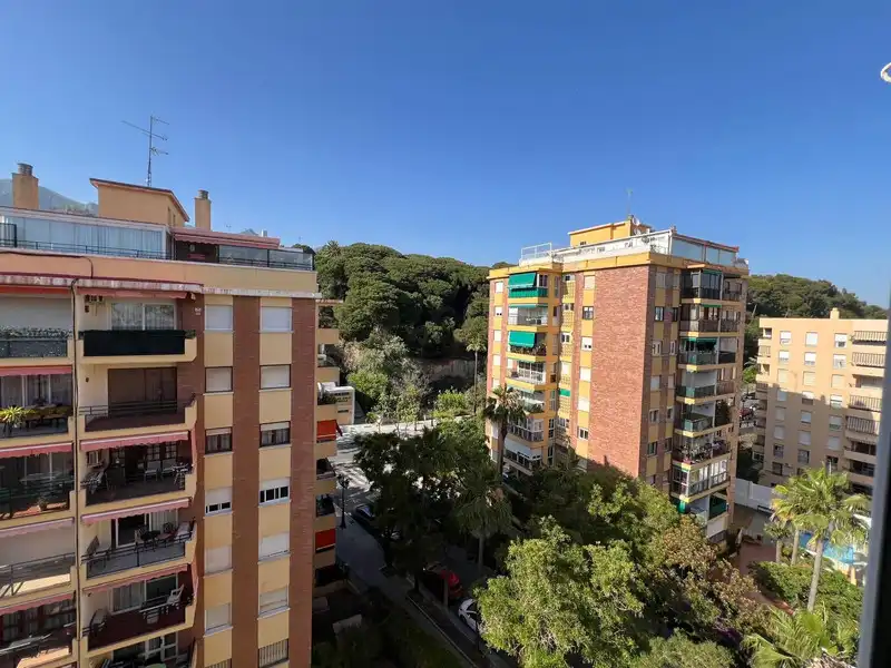 Vista exterior de Apartament de lloguer en Marbella amb Aire condicionat, Terrassa i Traster