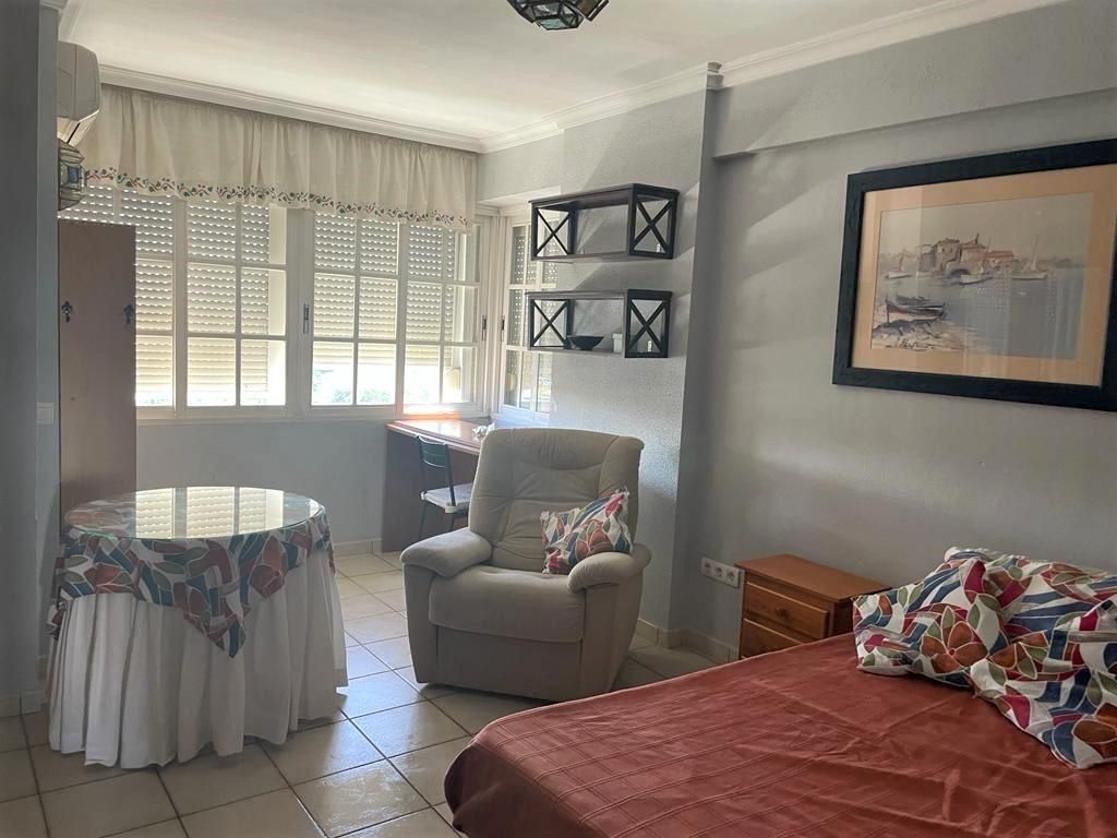 Bedroom of Flat to rent in  Sevilla Capital  with Air Conditioner and Heating