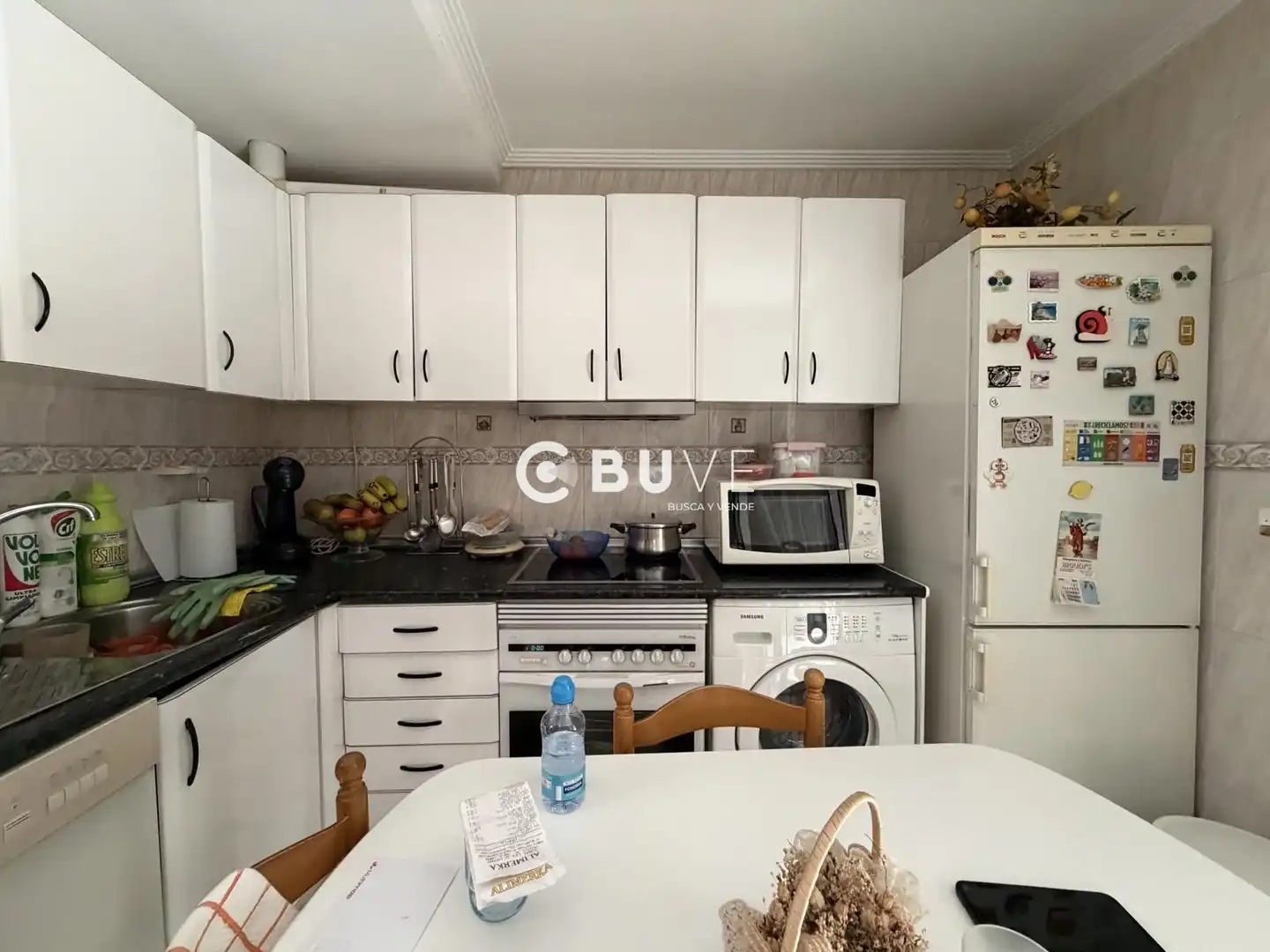 Küche von Maisonette zum Verkauf in León Capital  mit Heizung, Terrasse und Abstellraum