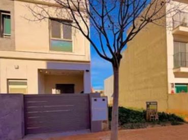 Terreno residencial en venta en Calle  Joanot Martorell