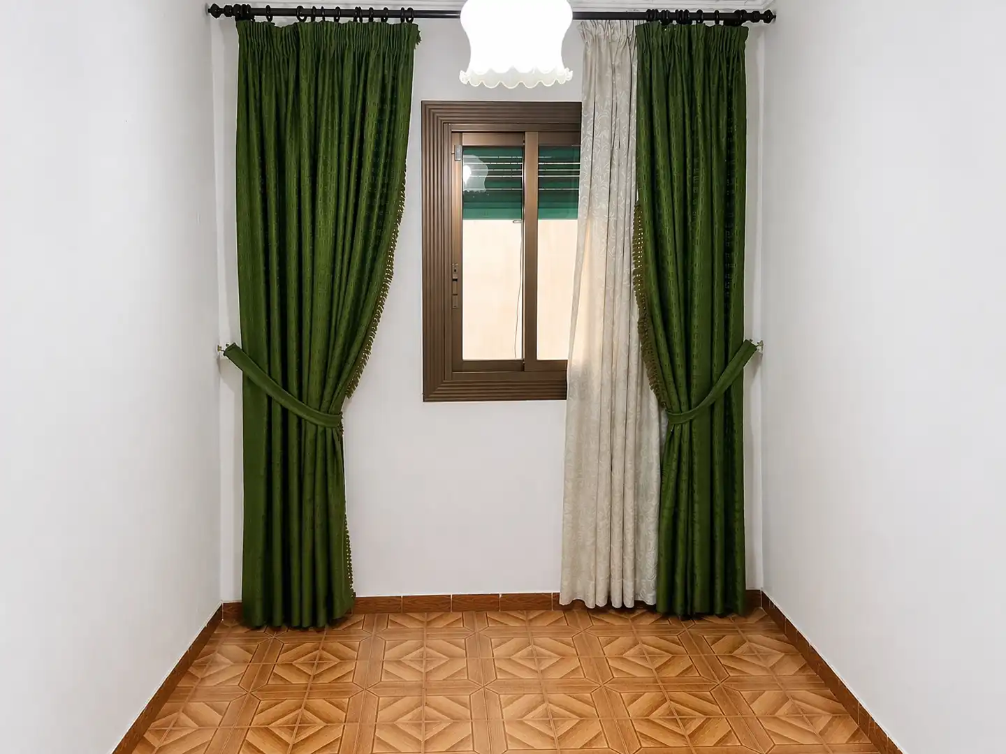 Bedroom of Flat for sale in Cornellà de Llobregat