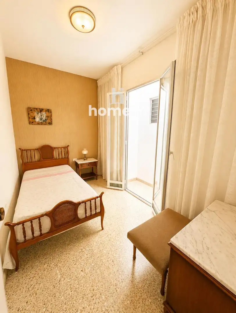 Habitación de Casa o chalet en venta en Amposta con Terraza y Amueblado
