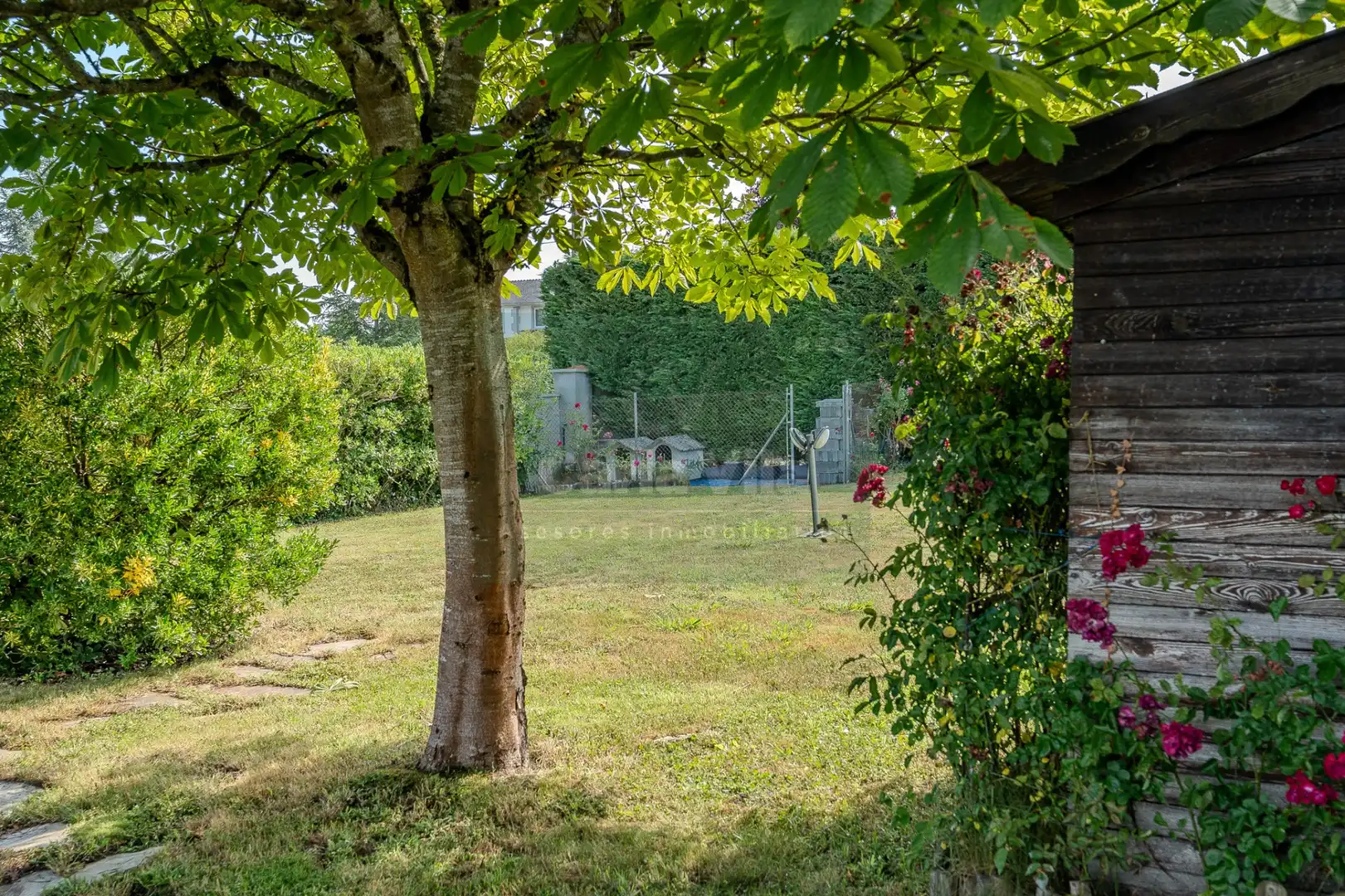 Garden of Houses for sale in Outeiro de Rei  with Heating, Private garden and Parquet flooring