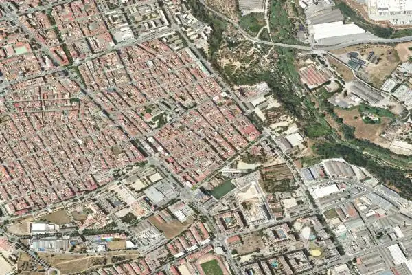 Vista exterior de Pis en venda en Barberà del Vallès