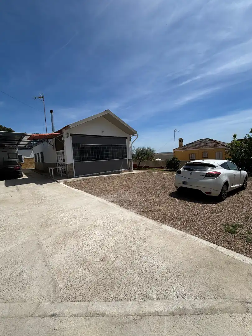 Villa mit Garten zum Verkauf in La Puebla del Río, imagen 5